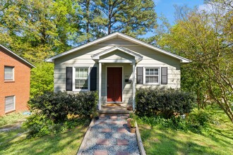 Building Photo - 2321 Huron St