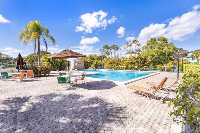 Foto del edificio - 10855 SW 112th Ave