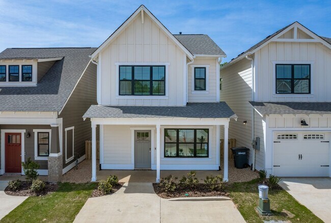 Building Photo - Brand new construction!