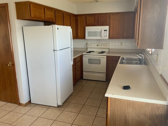 Building Photo - Single Family Eudora Home