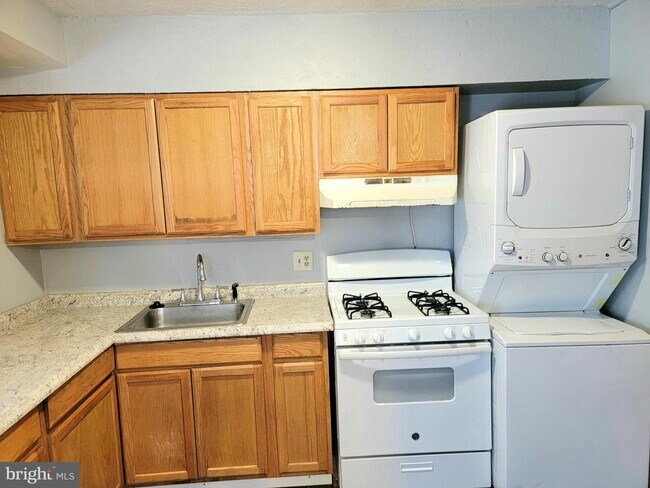 Foto del edificio - 6906 Flagstaff St