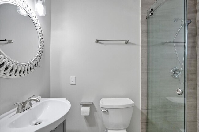 Foto del edificio - 3800 SW 58th Terrace