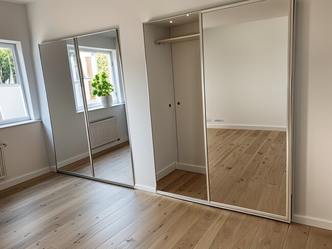 Building Photo - 1427 15th St