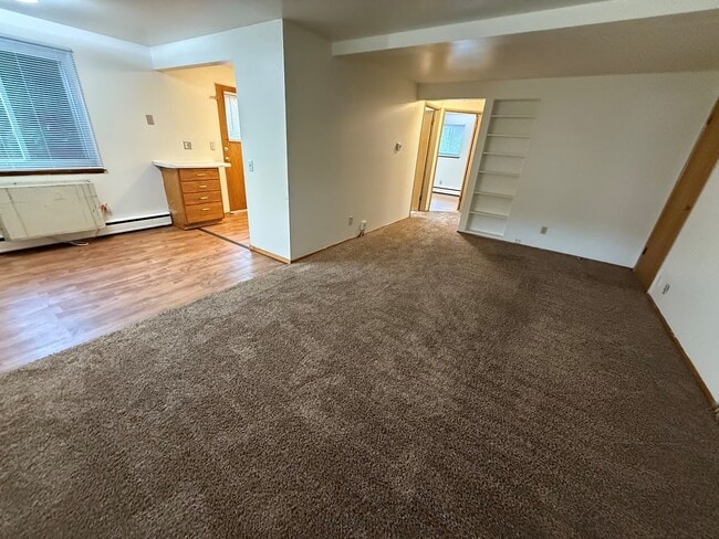 Building Photo - 2414 Brentwood Pky