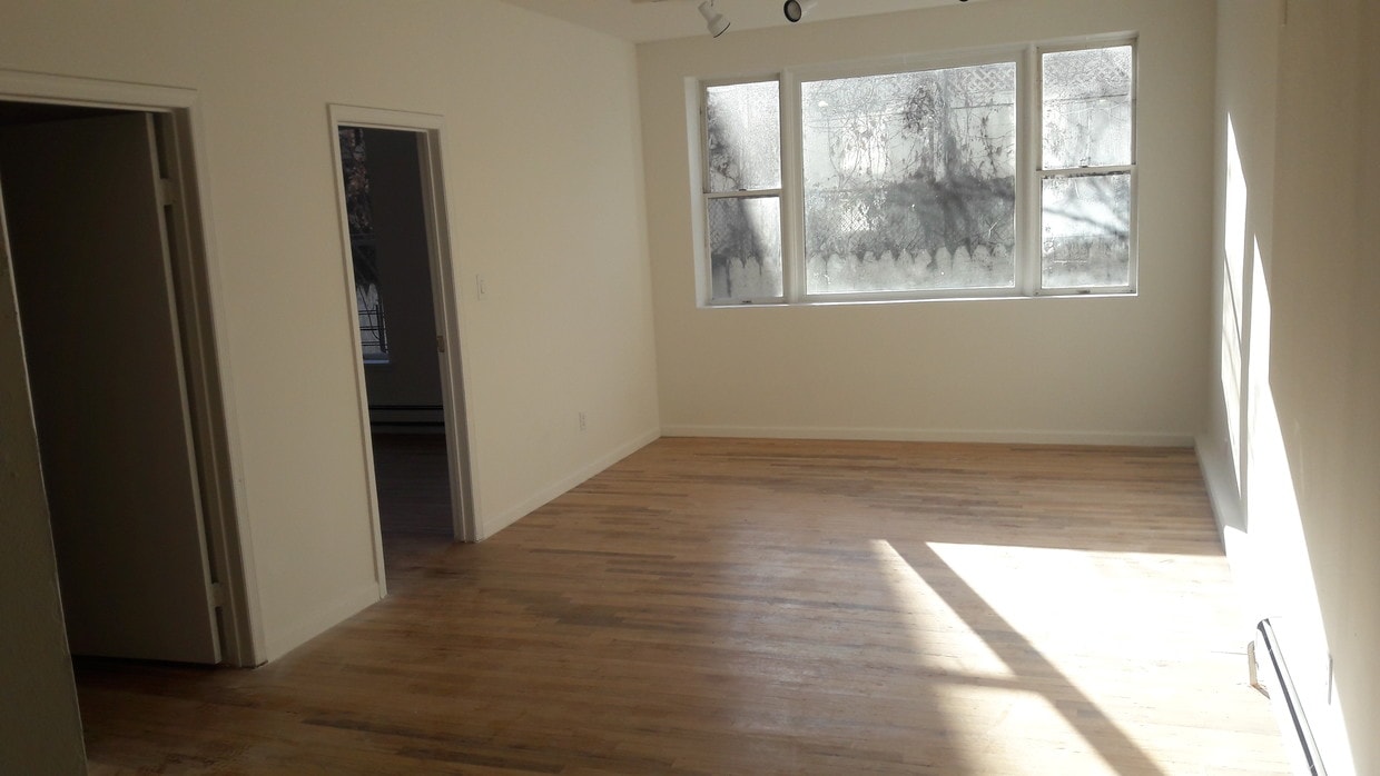 Primary Photo - 314 Ditmas Ave