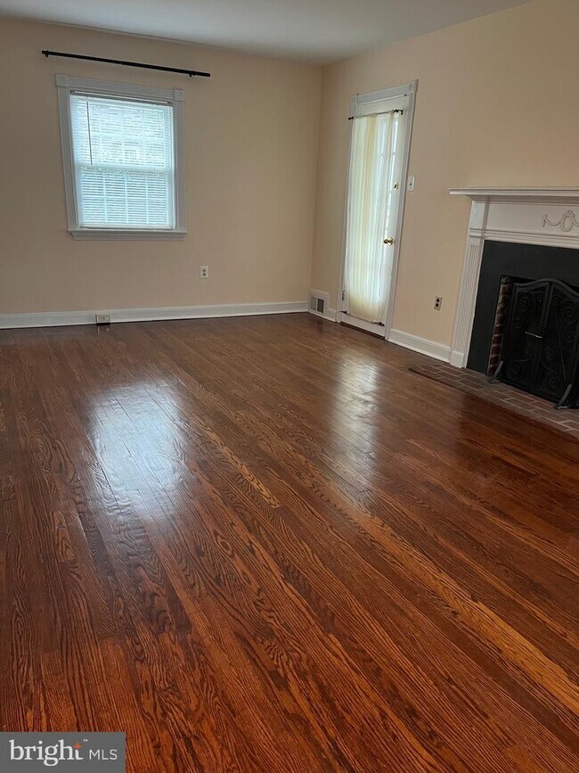 102 Hillside Cir, Villanova, PA 19085 House Rental in Villanova, PA