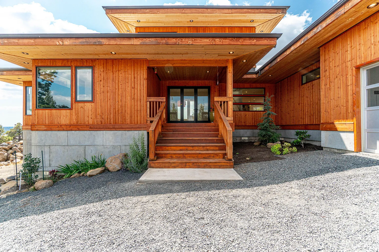 Foto principal - Come enjoy the mountain views in this stun...