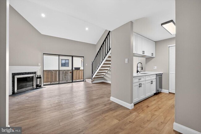 Foto del edificio - 306 The Woods