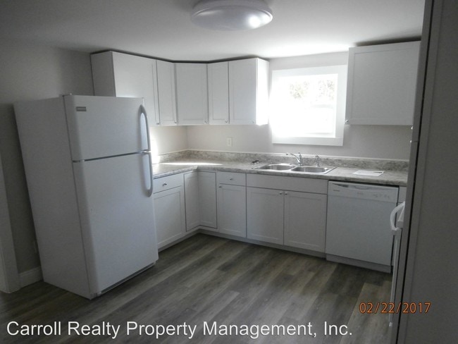 Building Photo - 222 Everitt Ave