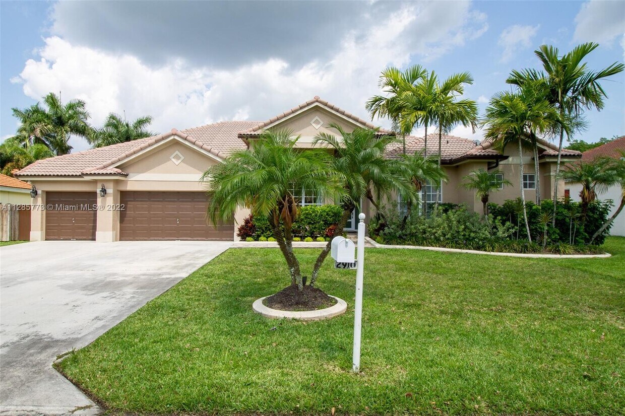 2910 Fairways Dr, Homestead, FL 33035 House Rental in Homestead, FL