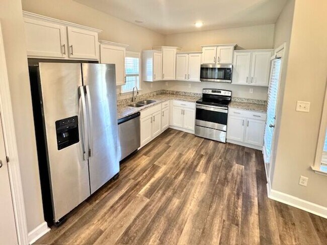 Foto del edificio - Move In Special! Now Lasing a 4 Bedroom 2.5 bath home in Horn Lake