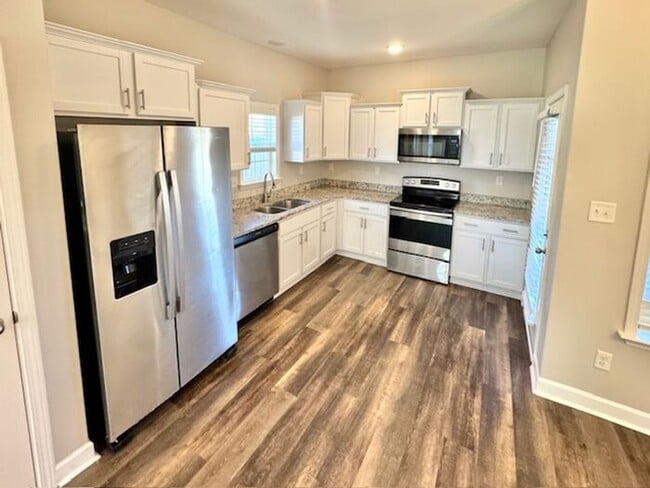 Foto del edificio - Now Lasing a 4 Bedroom 2.5 bath home in Horn Lake