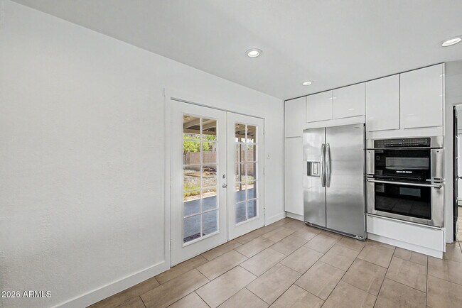 Foto del edificio - 6713 E Latham St