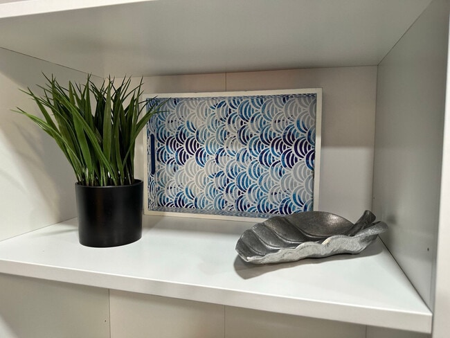 Building Photo - 717 Lancaster Ave