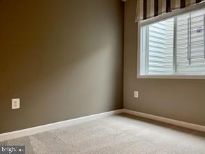 Foto del edificio - 413 Rolling Valley Dr