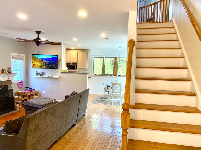 Foto del edificio - 37 Newfane Rd