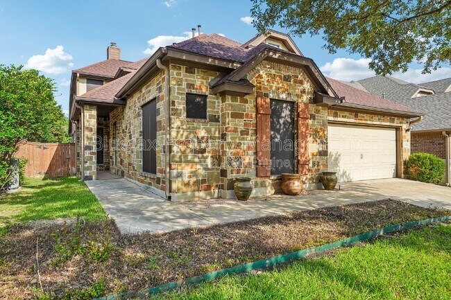 Building Photo - 7654 Culebra Valley