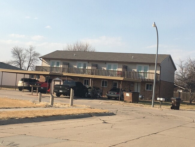 Building Photo - 4416 Solar Pl