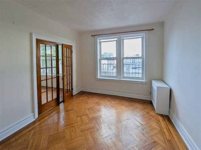 Foto del edificio - 1805 67th St