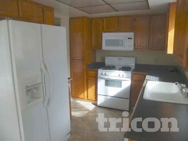 Foto del edificio - 6022 Walnut Creek Rd