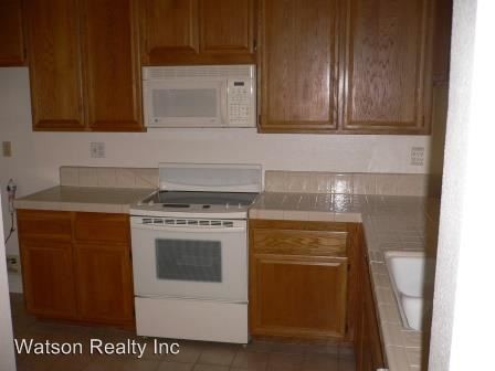 Building Photo - 18011 Avenida Alozdra