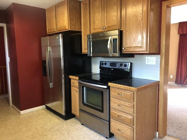 Foto del edificio - 4428 E 7th St