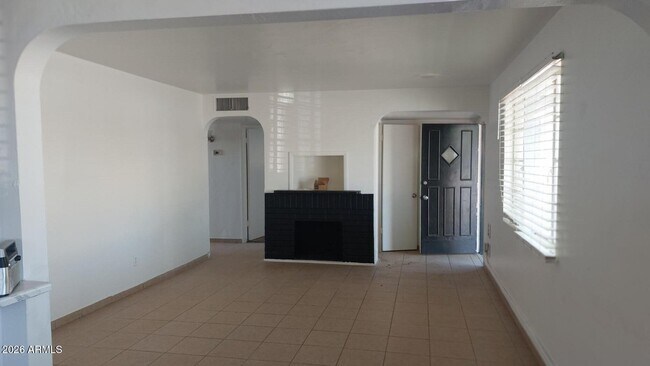 Foto del edificio - 8815 N 28th Ave