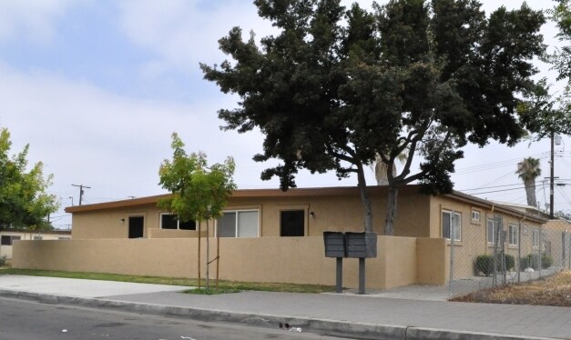 Building Photo - 461 West Ave