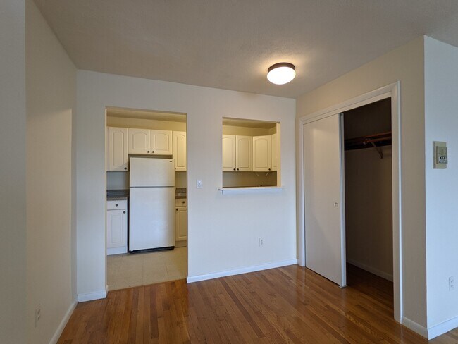 Building Photo - 24 Allston St