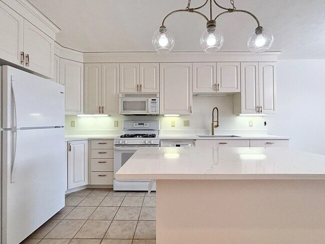 Foto del edificio - 943 Sage Park Ln S