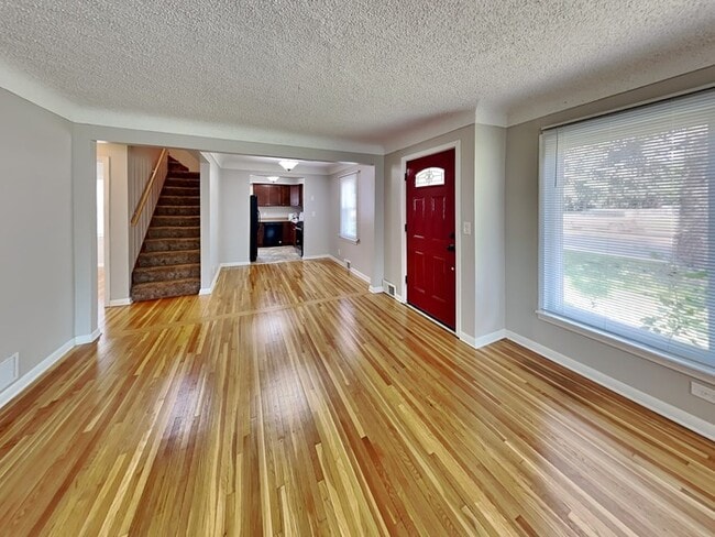 Foto del edificio - 5925 36th Ave N