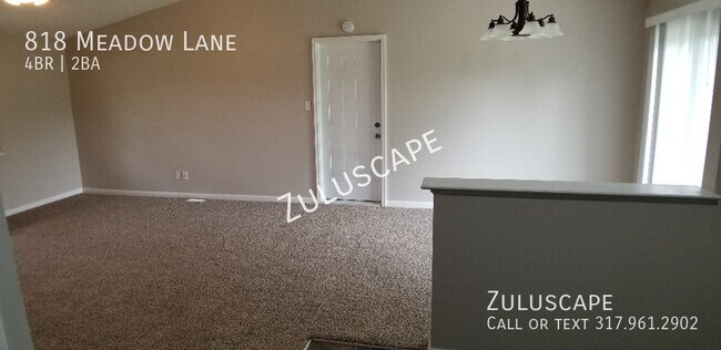 Building Photo - 4 Bedroom Rehabbed Tri-Level in Greenfield