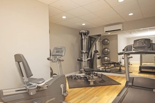 Mise en forme - Riviera Apartments