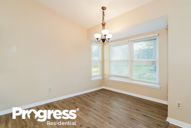 Foto del edificio - 2911 Justin Ct