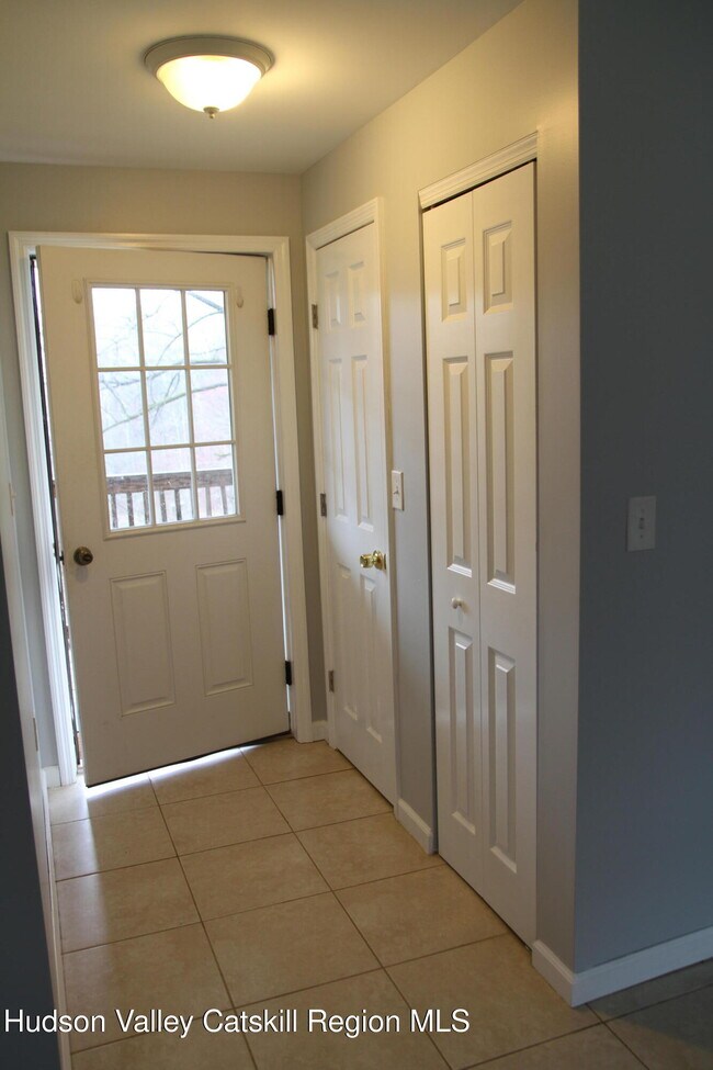 Building Photo - 11 John Taylor Dr