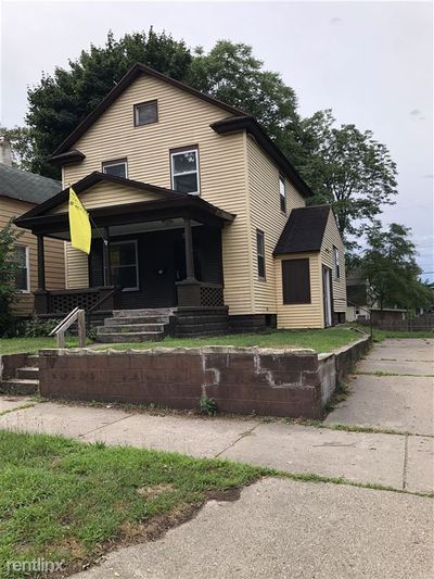 Primary Photo - spacious 3 plus bedroom house in the Madis...