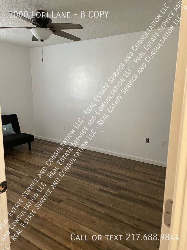 Foto del edificio - 1000 Lori Ln