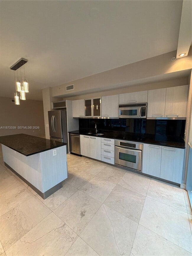 Building Photo - 3131 NE 188th St