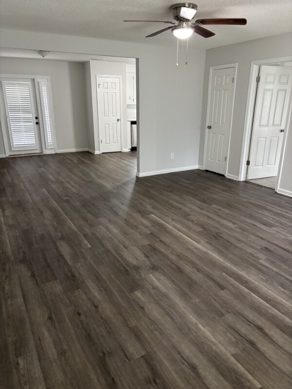 Foto del edificio - 532 Kenton Dr