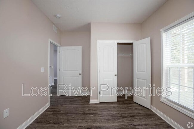 Building Photo - 4563 Wal Valley Way