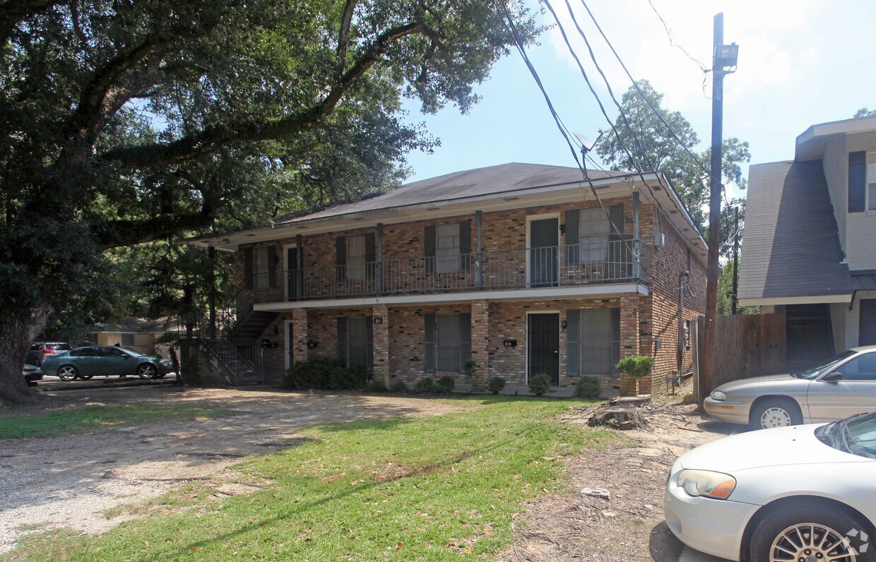 Foto principal - 411 East Dr
