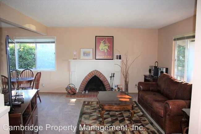 Building Photo - 3 br, 2 bath House - 520 Sequoia Drive