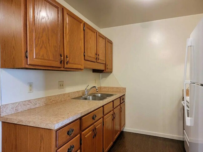 Foto del edificio - 1543 Lincoln Heights Ave