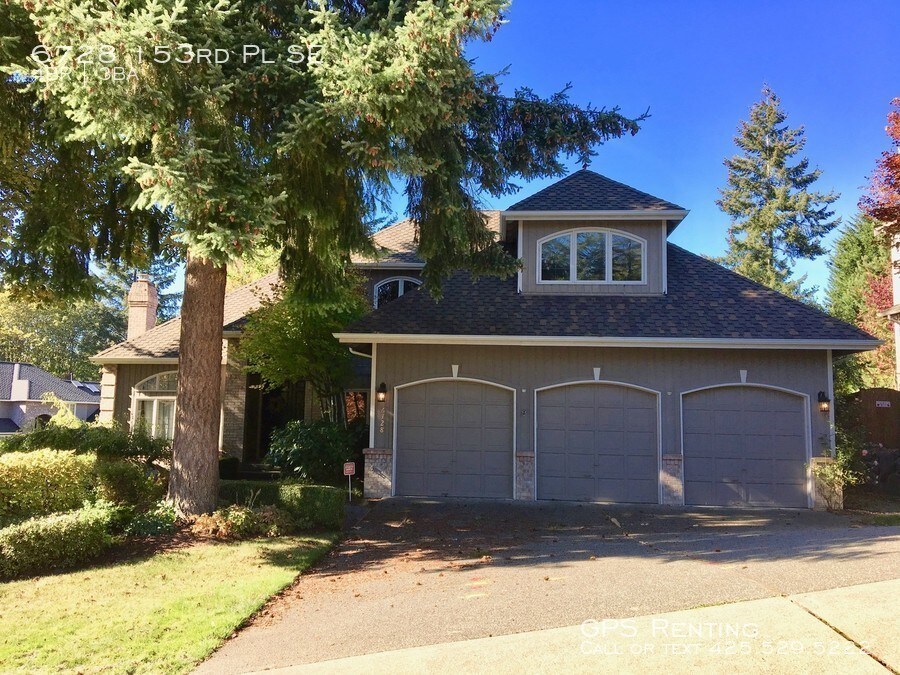 Luxury Living At Its Finest In Bellevue! House for Rent in Bellevue