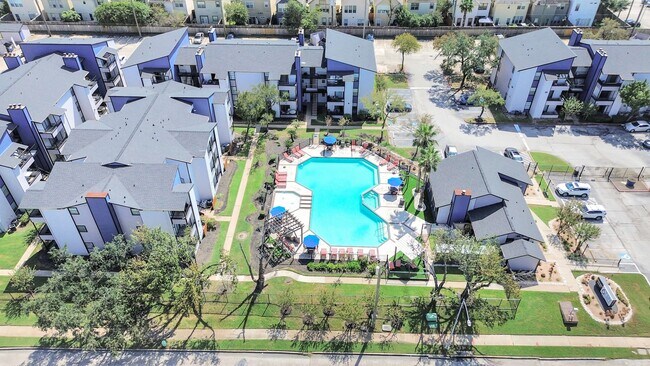 Foto del edificio - 2701 W Bellfort Ave