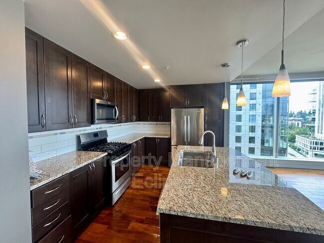 Foto del edificio - 10650 NE 9th Pl