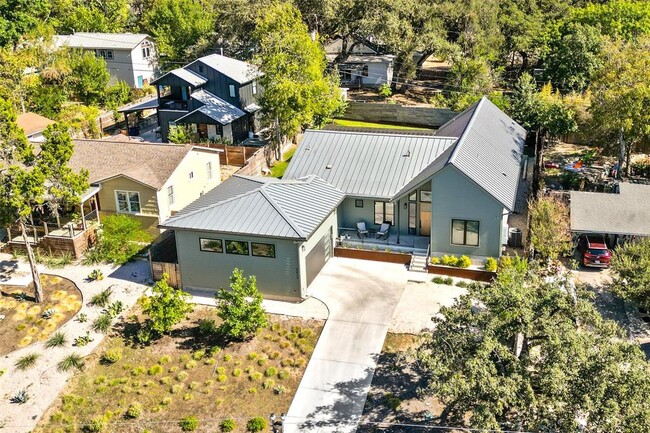 Building Photo - 4413 Lareina Dr