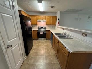 Building Photo - 6300 Hickory Ln Cir
