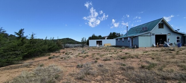 Building Photo - Large Studio Apartment on 20 acres in Old Iron Town