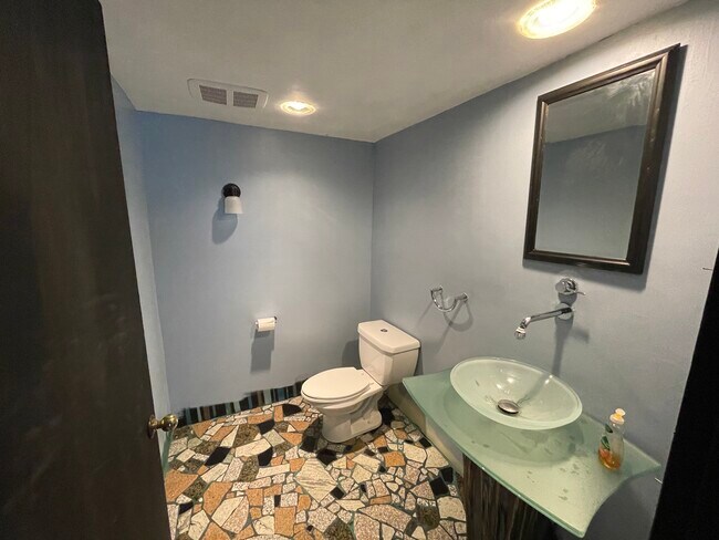 Foto del edificio - 2562 SW Buckingham Ave